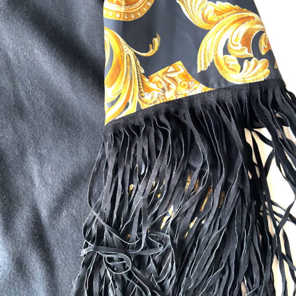 Chale noir en lainage et franges en daim vintage elephant paris