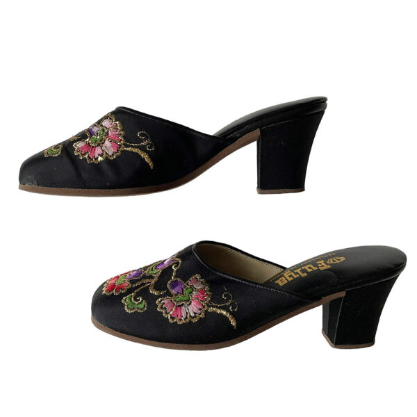 Mules noires en satin brodé semelle simili cuir vintage elephant